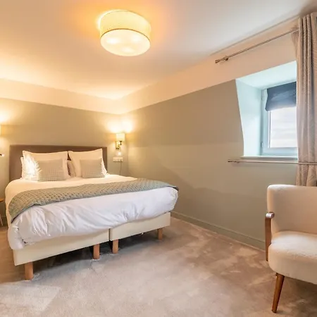 Otel Echappee En Baie - Parking Prive Gratuit Dont Forfaits Bornes Electriques Reservable *