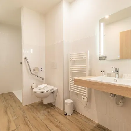 Hotel Echappee En Baie - Climatisees -parking Prive Gratuit Dont Forfaits Bornes Electriques Reservable *