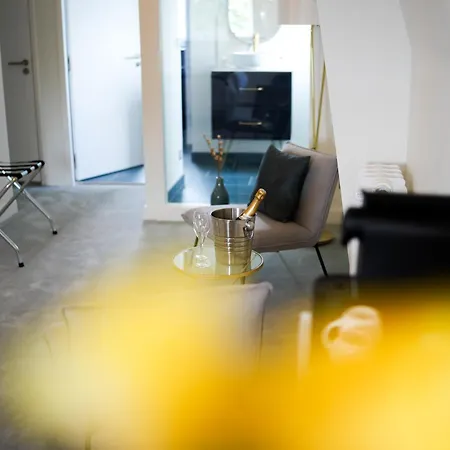 Hotel Echappee En Baie - Climatisees -parking Prive Gratuit Dont Forfaits Bornes Electriques Reservable *
